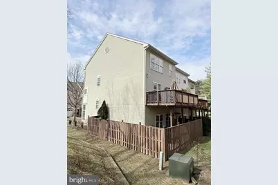 2142 Capstone Circle, Herndon, VA 20170 - Photo 2