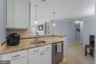 7509 Ashby Ln, Alexandria, VA 22315 - Photo 10