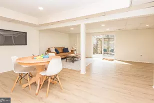 5756 Walnut Wood Ln Ln, Burke, VA 22015 - Photo 14