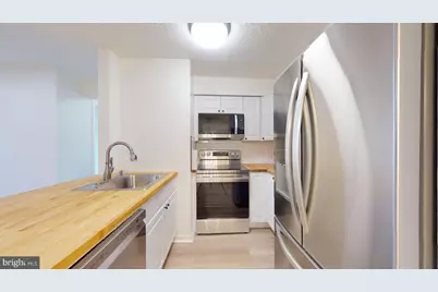 6955 Mary Caroline Circle #E, Alexandria, VA 22310 - Photo 6