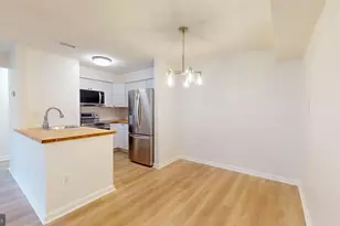 6955 Mary Caroline Cir, Alexandria, VA 22310 - Photo 4