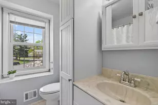 13400 Catoctin Ct, Herndon, VA 20170 - Photo 26