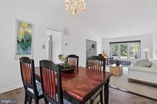 13400 Catoctin Ct, Herndon, VA 20170 - Photo 12