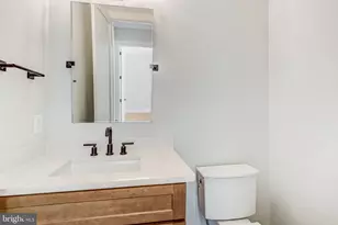 7007 Hector Rd, McLean, VA 22101 - Photo 6