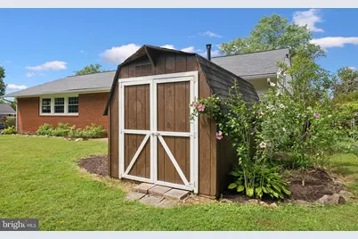 5317 Oldcastle Lane, Springfield, VA 22151 - Photo 34