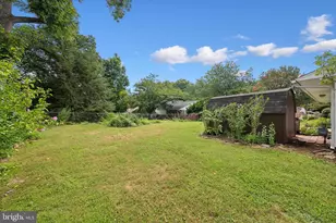 5317 Oldcastle Ln, Springfield, VA 22151 - Photo 32