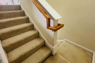 4426 Beechstone Ln, Fairfax, VA 22033 - Photo 10