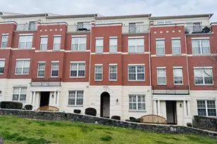 4426 Beechstone Ln, Fairfax, VA 22033 - Photo 1