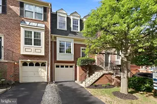 7808 Solomon Seal Dr, Springfield, VA 22152 - Photo 2