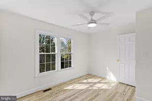 13208 Tuckaway Dr, Herndon, VA 20171 - Photo 42