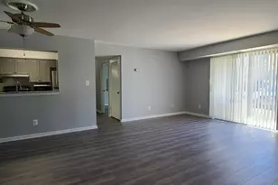 5829 Orchard Hill Ct, Clifton, VA 20124 - Photo 4