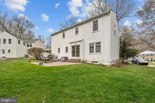 8805 Aquary Ct, Springfield, VA 22153 - Photo 36