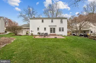 8805 Aquary Ct, Springfield, VA 22153 - Photo 38