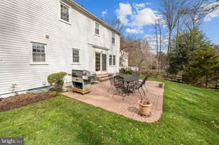 8805 Aquary Ct, Springfield, VA 22153 - Photo 34