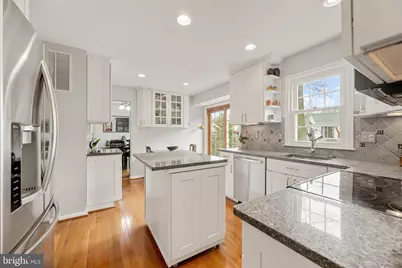 8805 Aquary Court, Springfield, VA 22153 - Photo 4