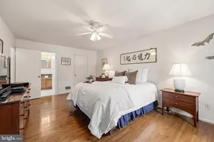 8805 Aquary Ct, Springfield, VA 22153 - Photo 18