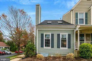 6477 Brick Hearth Ct, Alexandria, VA 22306 - Photo 2
