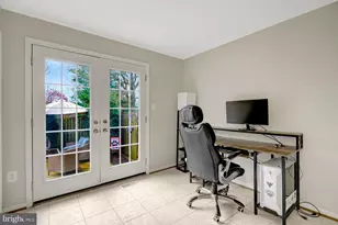 6477 Brick Hearth Ct, Alexandria, VA 22306 - Photo 24