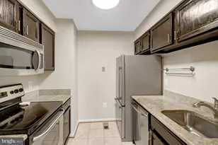 6477 Brick Hearth Ct, Alexandria, VA 22306 - Photo 20