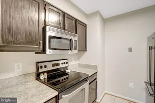 6477 Brick Hearth Ct, Alexandria, VA 22306 - Photo 22