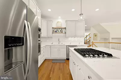 5420 Edsall Ridge Place, Alexandria, VA 22312 - Photo 8