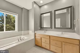 5420 Edsall Ridge Pl, Alexandria, VA 22312 - Photo 28