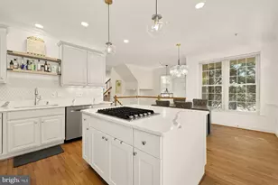 5420 Edsall Ridge Pl, Alexandria, VA 22312 - Photo 6