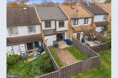 1134 Shannon Place, Herndon, VA 20170 - Photo 32