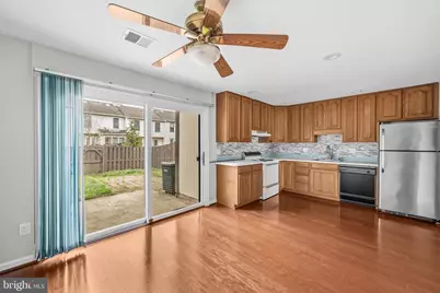 1134 Shannon Place, Herndon, VA 20170 - Photo 8