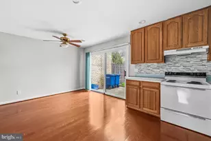 1134 Shannon Pl, Herndon, VA 20170 - Photo 12