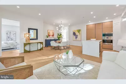 129 Park Street NE #B, Vienna, VA 22180 - Photo 2