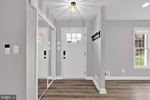 2215 Lida Ct, Alexandria, VA 22306 - Photo 4