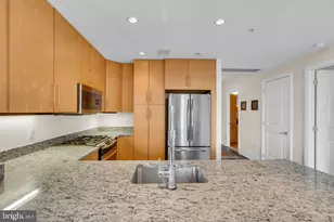 8220 Crestwood Heights Dr, McLean, VA 22102 - Photo 8