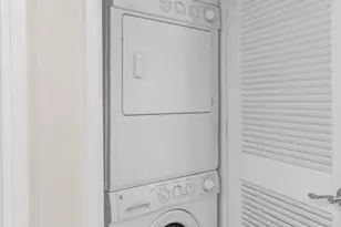 8220 Crestwood Heights Dr, McLean, VA 22102 - Photo 28