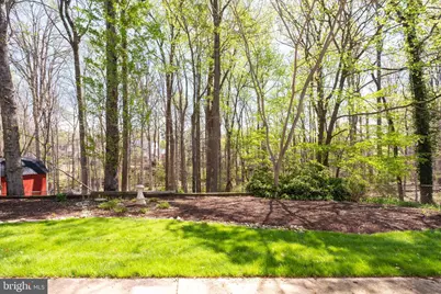 8709 Powder Horn Road, Springfield, VA 22152 - Photo 16