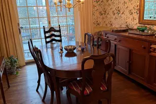 6110 Harmon Pl, Springfield, VA 22152 - Photo 4