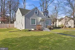 6710 Oak Dr, Alexandria, VA 22306 - Photo 2