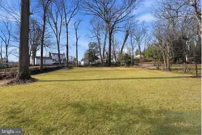 6710 Oak Drive, Alexandria, VA 22306 - Photo 12