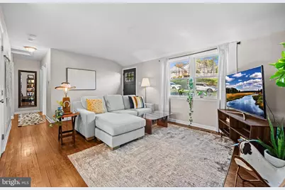 2722 Woodley Place, Falls Church, VA 22046 - Photo 12
