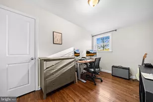 2722 Woodley Pl, Falls Church, VA 22046 - Photo 24