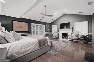 9217 Jeffery Rd, Great Falls, VA 22066 - Photo 36