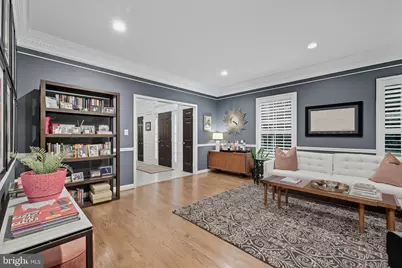 9217 Jeffery Road, Great Falls, VA 22066 - Photo 10