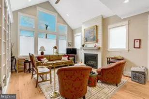 105 Courthouse Rd SW, Vienna, VA 22180 - Photo 16