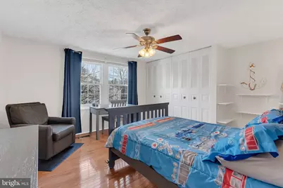 8271 Raindrop Way, Springfield, VA 22153 - Photo 16