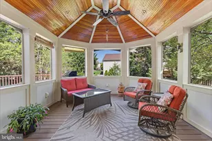 408 Woodgrove Ct, Herndon, VA 20170 - Photo 30