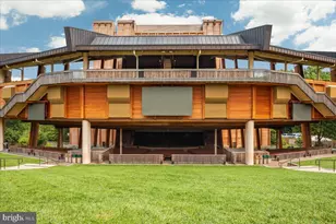 408 Woodgrove Ct, Herndon, VA 20170 - Photo 76