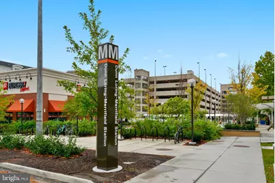 2665 Prosperity Avenue #109, Fairfax, VA 22031 - Photo 2