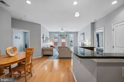 2665 Prosperity Avenue #109, Fairfax, VA 22031 - Photo 4