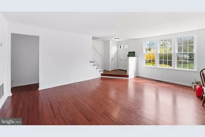 2432 Windbreak Drive, Alexandria, VA 22306 - Photo 4