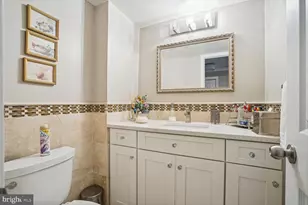 8350 Greensboro Dr, McLean, VA 22102 - Photo 14